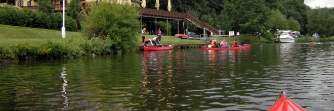 Kanufahrt mit der ganzen Familie